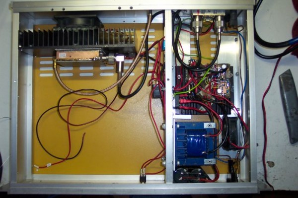000_0005 hele kast concept.JPG (73.59 KiB) 87432 keer bekeken Hele kast in concept