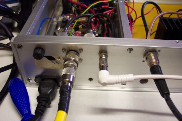 000_0007 aansluitingen.JPG (56.67 KiB) 87430 keer bekeken Antenne aansluitingen